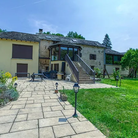 Vila Grand Piscine, L'estrebaldie Aveyron *